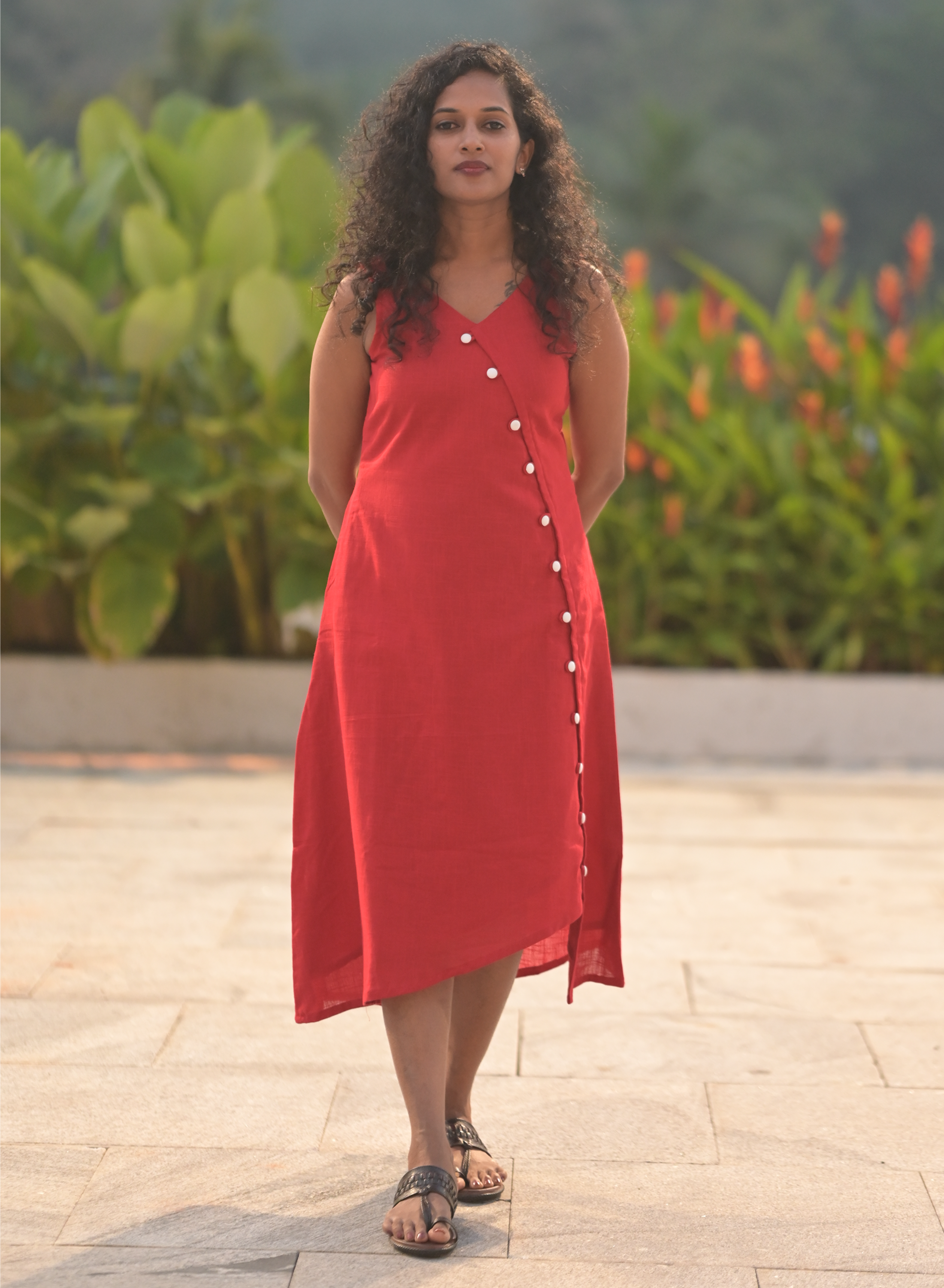 Tiara Red
