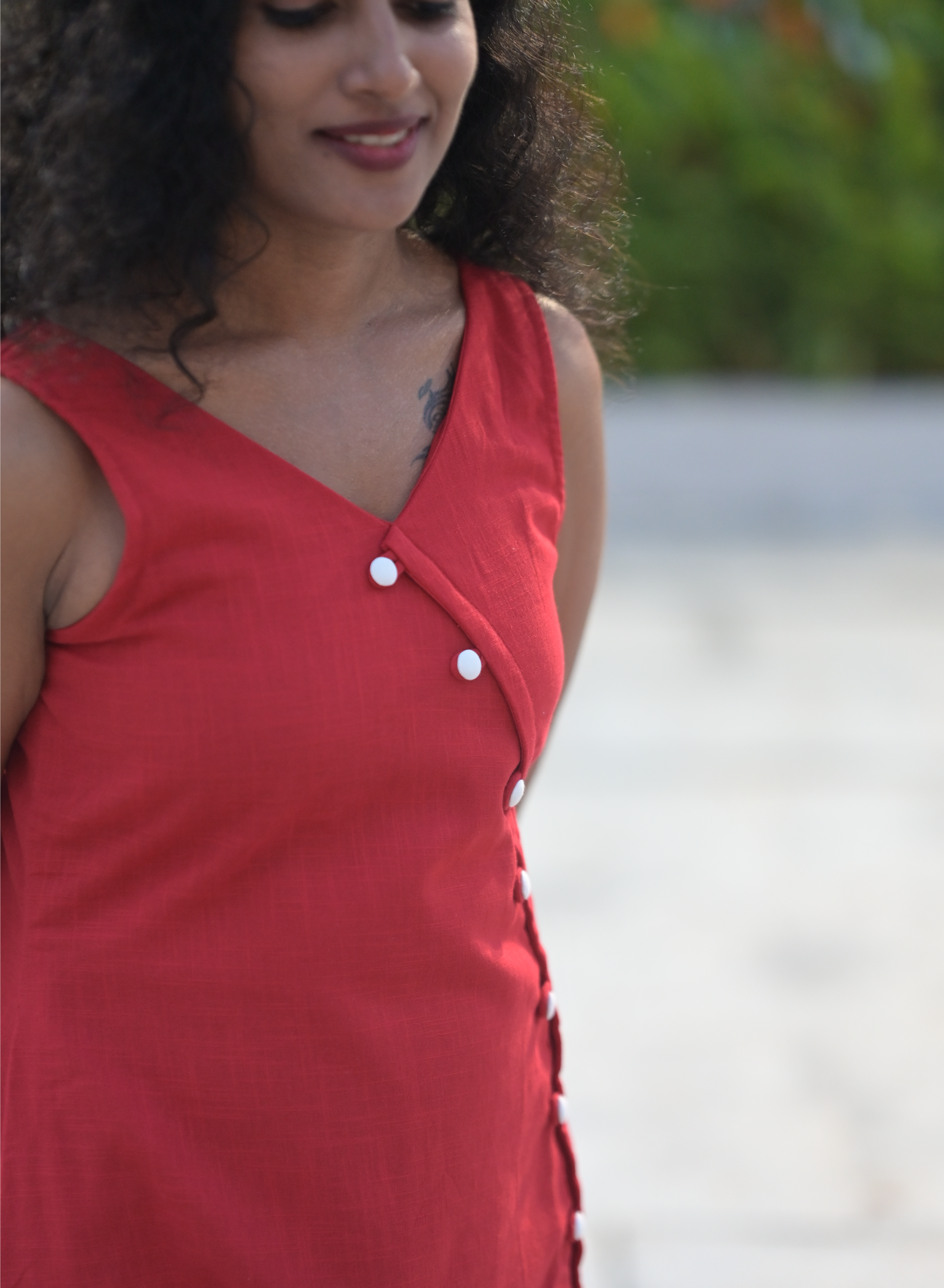 Tiara Red